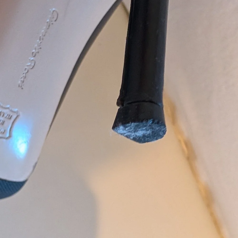 Gianvito Rossi TUXEDO Black Leather And Blue Satin Pointed Toe Pumps Size 37.5 - Picture 13 of 13